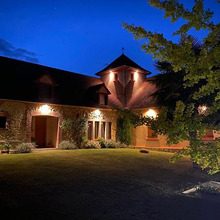 Domaine Des Pierres Trouvees Bed & Breakfast Saint-Vincent  Eksteriør bilde