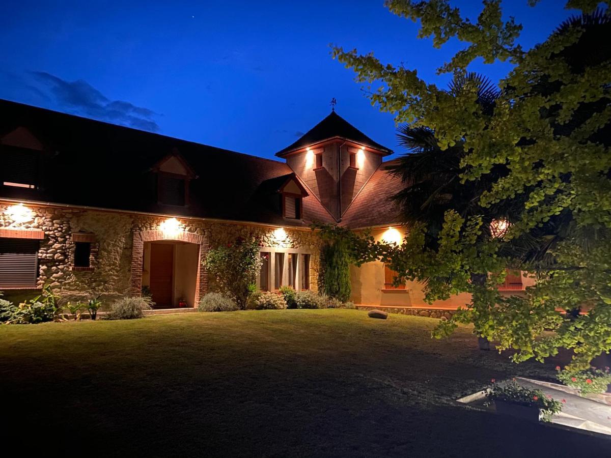 Domaine Des Pierres Trouvees Bed & Breakfast Saint-Vincent  Eksteriør bilde